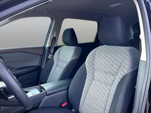 Certified 2023 Nissan Rogue SV FWD image 8