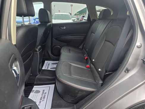 Used 2011 Nissan Rogue SV w/ SL Pkg AWD/4WD image 11