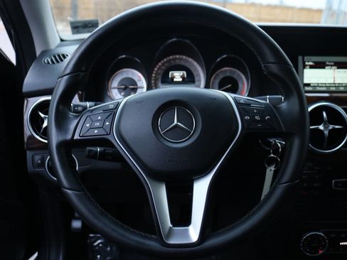 Used 2015 Mercedes-Benz GLK 350 GLK 350 4MATIC AWD 4dr SUV image 38