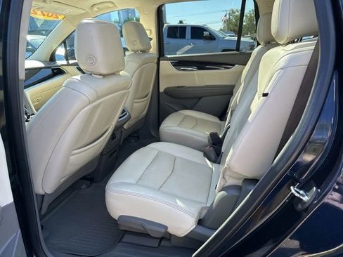 Certified 2022 Cadillac XT6 Premium Luxury w/ Technology Package image 19