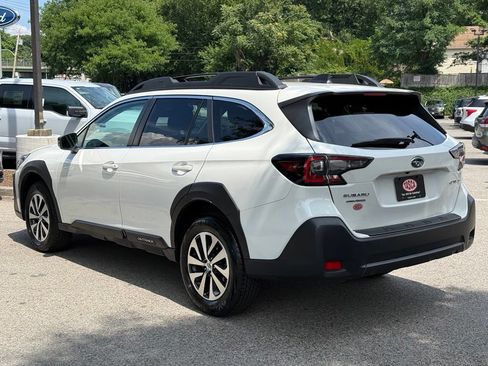 Certified 2024 Subaru Outback Premium AWD/4WD image 8