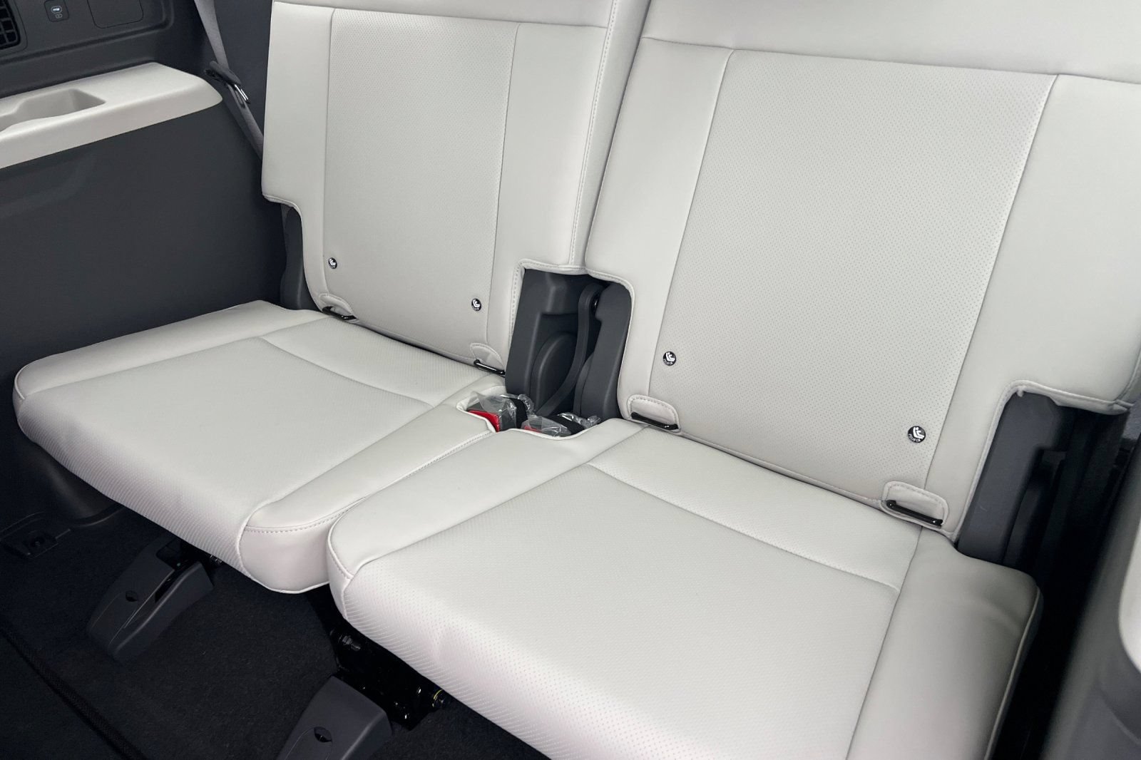 Certified 2026 Hyundai Santa Fe SEL AWD/4WD image 18
