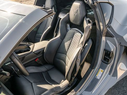 Used 2025 Chevrolet Corvette Stingray Premium Cpe w/ Z51 Performance Package RWD image 51