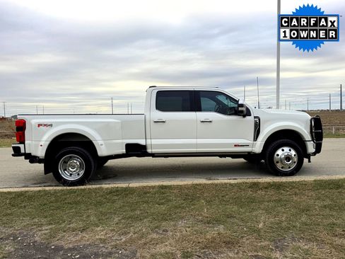 Used 2024 Ford F450 Platinum w/ FX4 Off-Road Package image 6