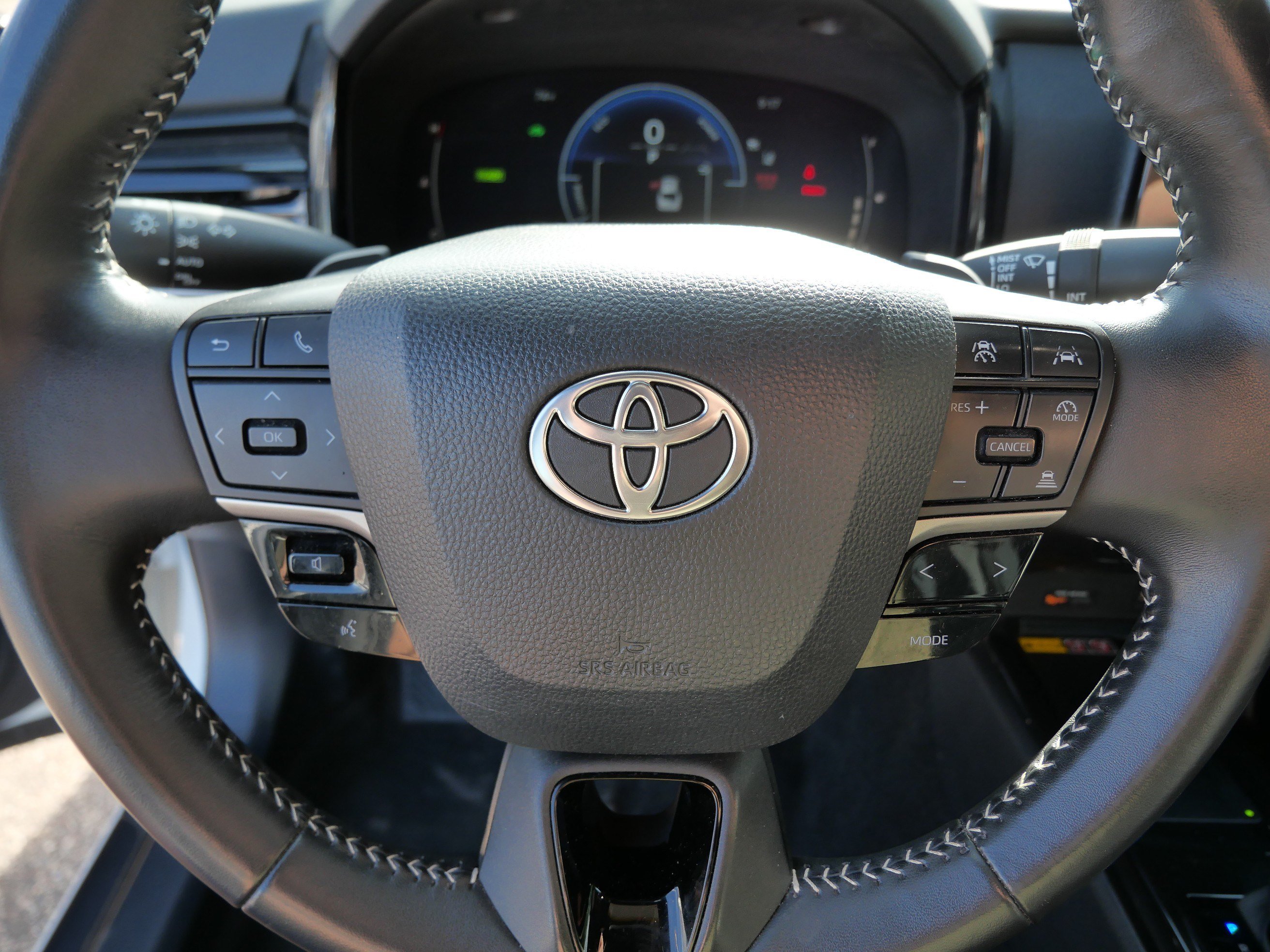 Certified 2025 Toyota Camry SE FWD image 26