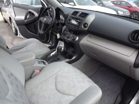 Used 2012 Toyota RAV4 FWD w/ Value Pkg image 25