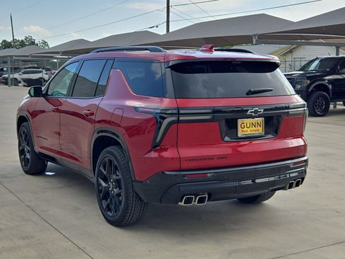 Certified 2025 Chevrolet Traverse RS w/ LPO, Floor Liner Package AWD/4WD image 5