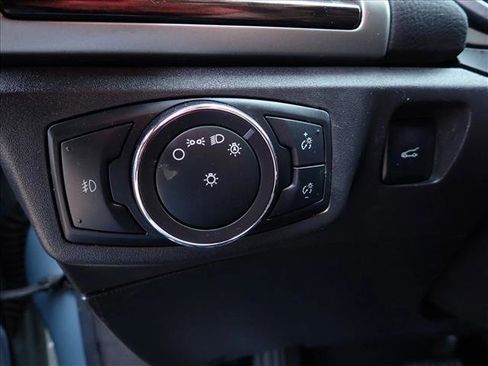 Used 2014 Ford Fusion SE w/ Equipment Group 502A FWD image 15