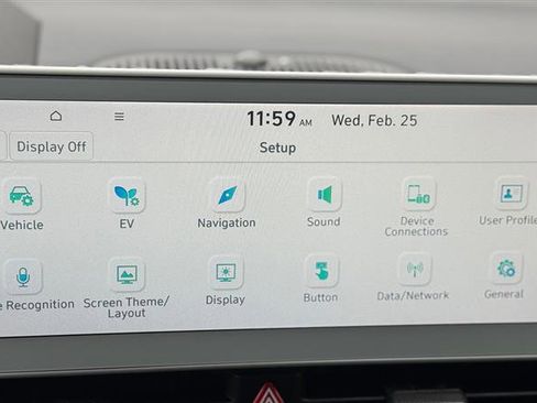 Used 2024 Hyundai Ioniq 5 Limited image 37