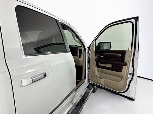 Used 2017 RAM 1500 Big Horn RWD image 31