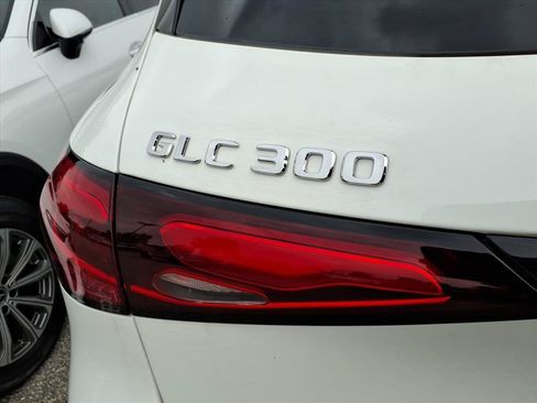 New 2026 Mercedes-Benz GLC 300 4MATIC image 25