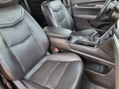 Used 2023 Cadillac XT5 Premium Luxury