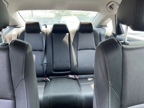 Used 2019 Honda Accord LX image 16