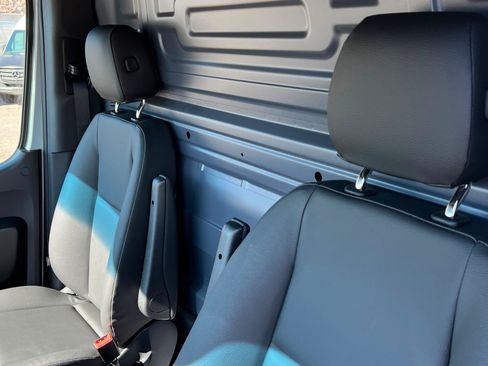 New 2025 Mercedes-Benz Sprinter 2500 image 12