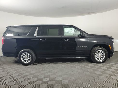 New 2026 Chevrolet Suburban LS RWD image 3