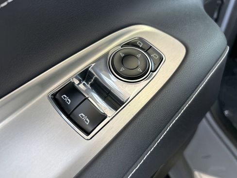 Used 2024 Chevrolet Corvette Z06 image 36