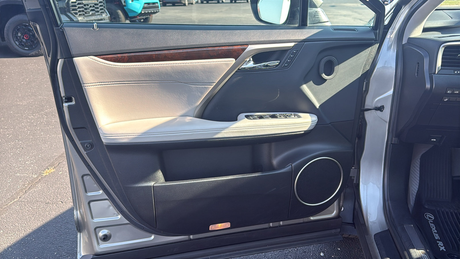 Used 2019 Lexus RX 350 AWD w/ Navigation Package image 10