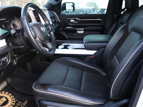 Used 2022 RAM 1500 Laramie w/ Sport Appearance Package image 13