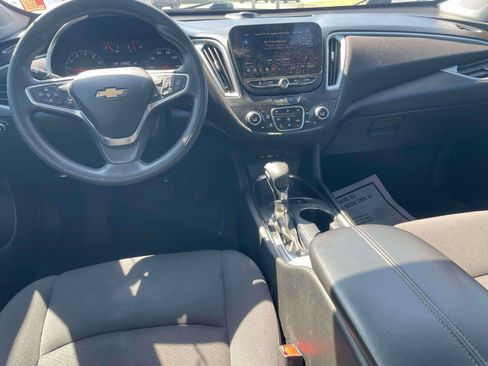 Used 2023 Chevrolet Malibu LT w/ Driver Confidence Package FWD image 16