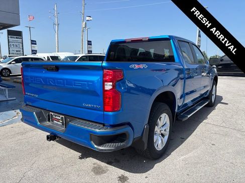 Used 2024 Chevrolet Silverado 1500 Custom AWD/4WD image 2