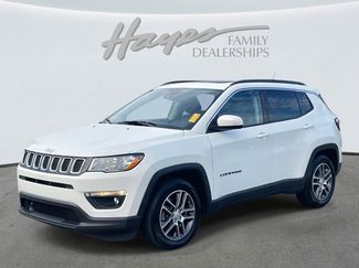 Used 2020 Jeep Compass Latitude image 1