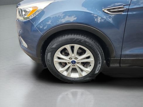 Used 2018 Ford Escape SEL image 25