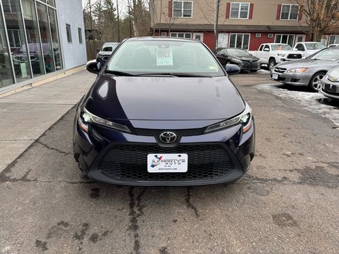 Used 2021 Toyota Corolla LE image 8