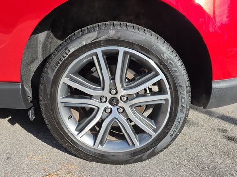 Used 2023 Ford Edge Titanium w/ Equipment Group 301A image 32