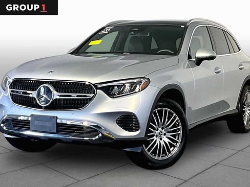 Used 2026 Mercedes-Benz GLC 300 4MATIC image 1