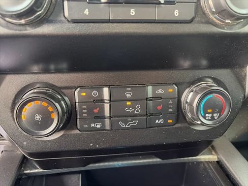Used 2019 Ford F150 XLT w/ Equipment Group 302A Luxury AWD/4WD image 19