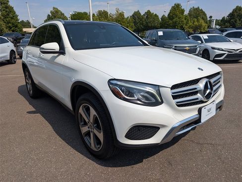 Used 2019 Mercedes-Benz GLC 300 4MATIC image 7