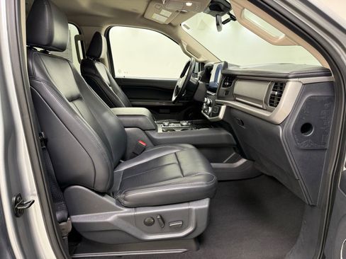 Used 2024 Ford Expedition Max XLT AWD/4WD image 32