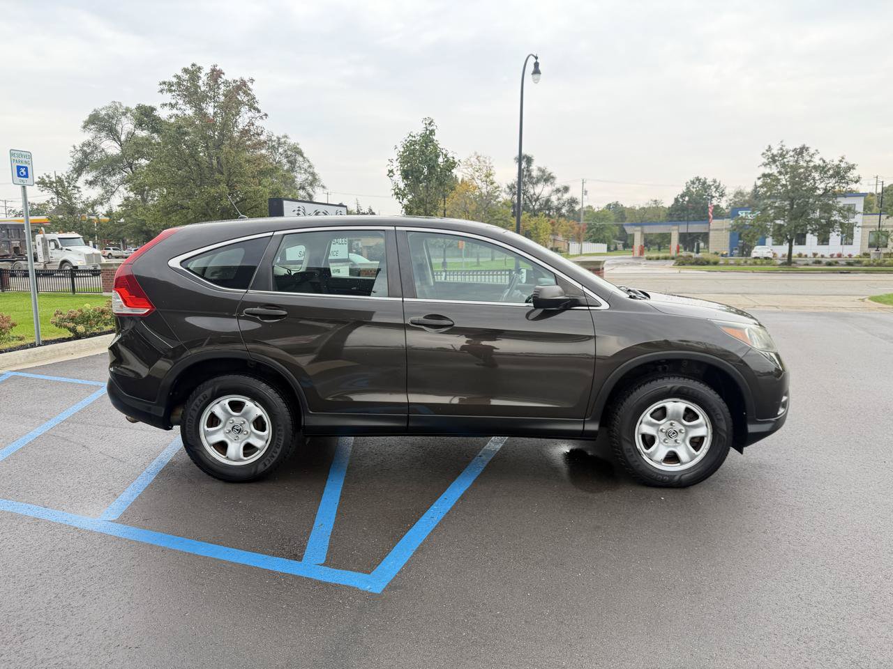 Used 2014 Honda CR-V LX image 4
