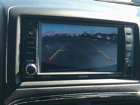 Used 2019 Dodge Grand Caravan SE image 14