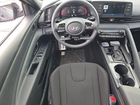 New 2026 Hyundai Elantra SEL Sport Premium FWD image 3