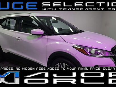 Used 2024 Nissan Kicks SV