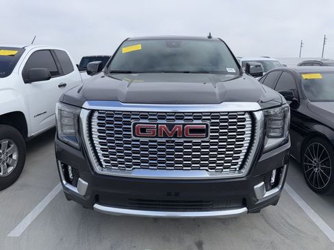 Used 2023 GMC Yukon Denali w/ Denali Reserve Package image 1