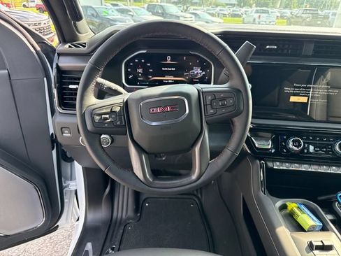 New 2026 GMC Sierra 2500 AT4X w/ LPO, Black Badging Package AWD/4WD image 16