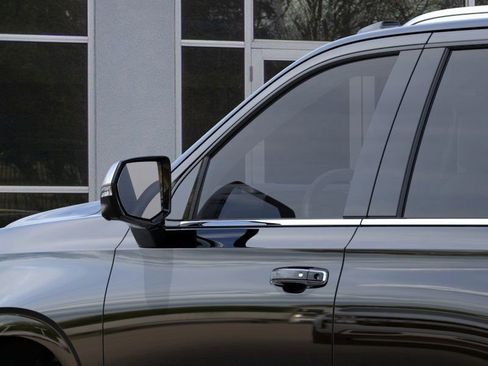 New 2025 Chevrolet Tahoe Premier w/ Sun And Tow Package image 19