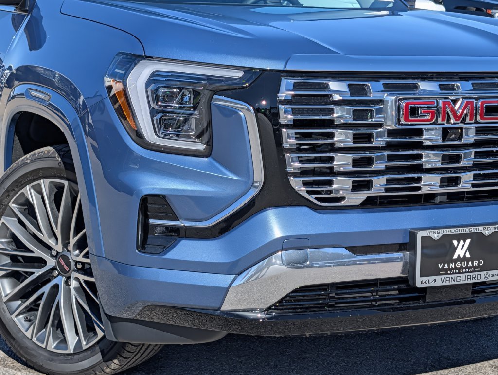 New 2027 GMC Terrain Denali w/ LPO, Floor Liner Package AWD/4WD image 8