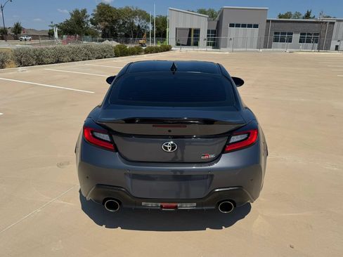 Used 2023 Toyota GR86 Premium RWD image 8