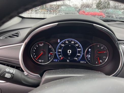 Used 2024 Chevrolet Malibu LT image 10