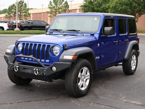 Used 2018 Jeep Wrangler Unlimited Sport S AWD/4WD image 24