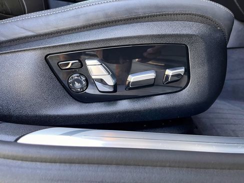Used 2018 BMW M760i xDrive w/ Luxury Rear Seating Package AWD/4WD image 72
