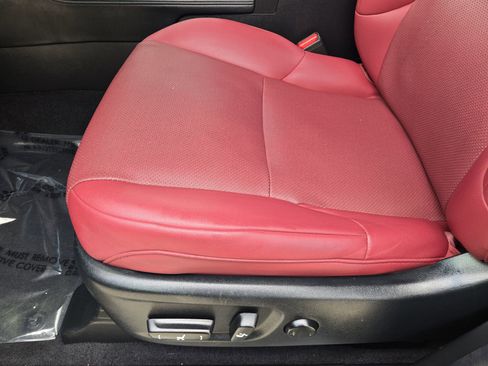 Used 2023 Lexus GX 460 Premium w/ Premium Plus Package image 21