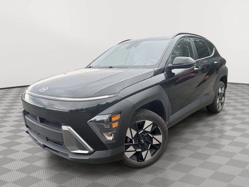 Certified 2025 Hyundai Kona SEL AWD/4WD image 1