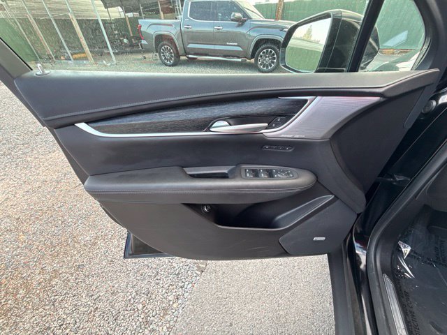Used 2023 Cadillac XT5 Premium Luxury FWD image 7
