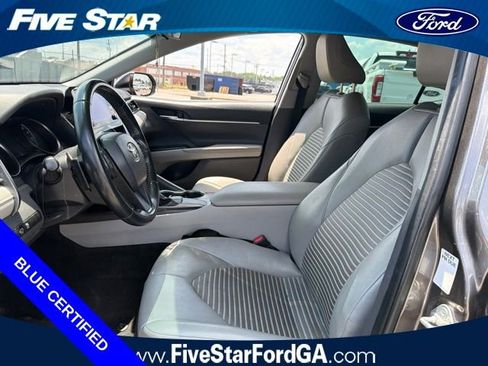 Used 2021 Toyota Camry SE FWD image 10