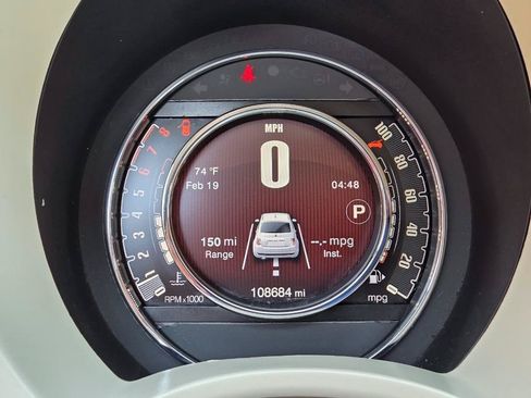 Used 2017 FIAT 500 Pop FWD image 25