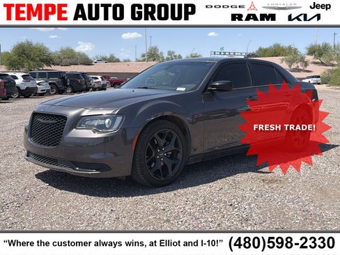 Certified 2022 Chrysler 300 Touring w/ Sport Appearance Package RWD image 1